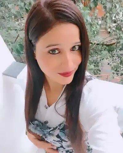 Call Girls in Balasinor