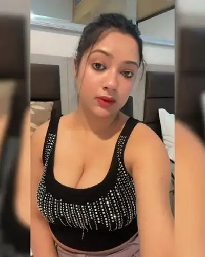 Call Girls Service Balasinor
