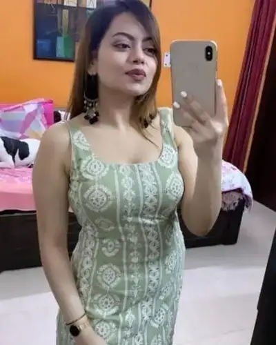 Call Girl in Balasinor